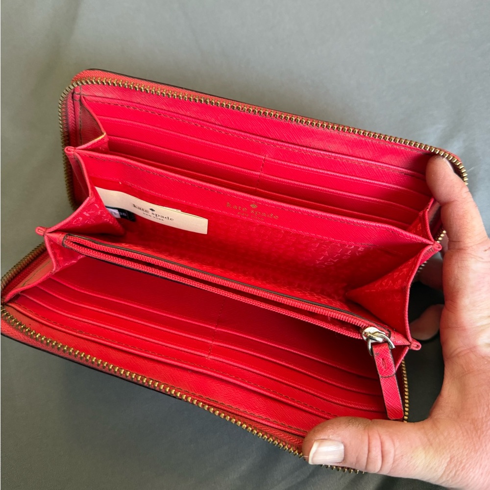 Kate Spade Wallet - Picture 3 of 11